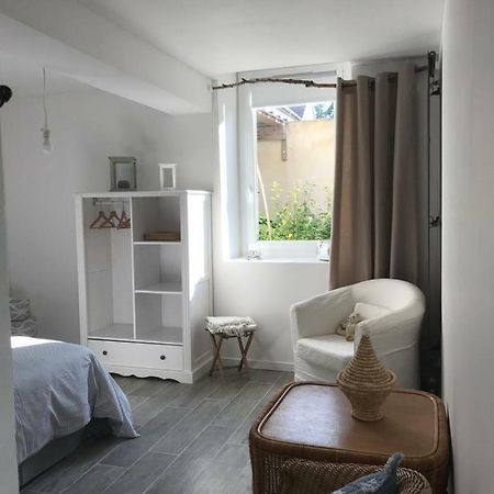 La Petite Maison Gasny ภายนอก รูปภาพ